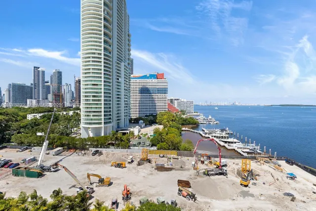 a view of a terrace with sitting area