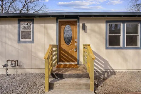 $335,000 | 6606 East 103rd Street, Kansas City, MO 64134