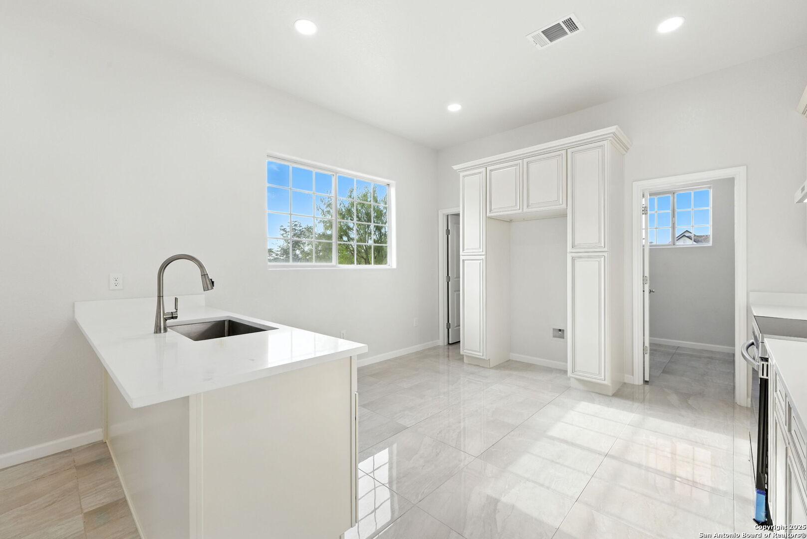 774 County Road 6843 Lytle, TX 78052 - Photo 25 of 63