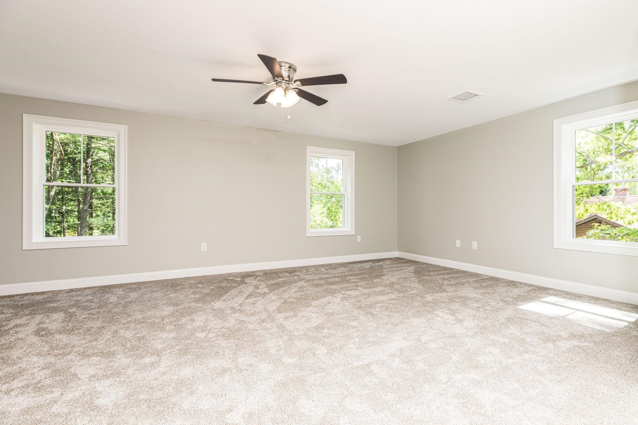 91 Eastern Avenue Rochester, NH 03867 - Photo 26 of 40