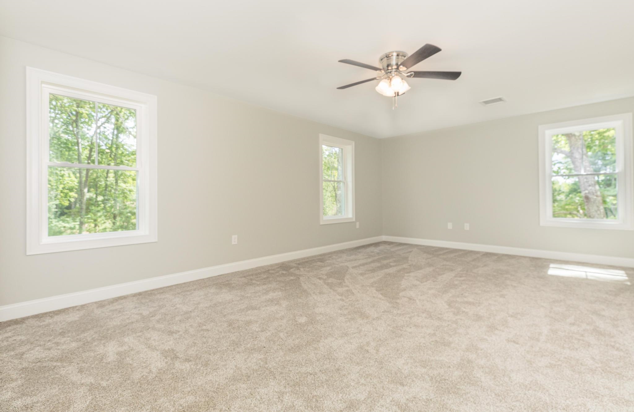 91 Eastern Avenue Rochester, NH 03867 - Photo 27 of 40