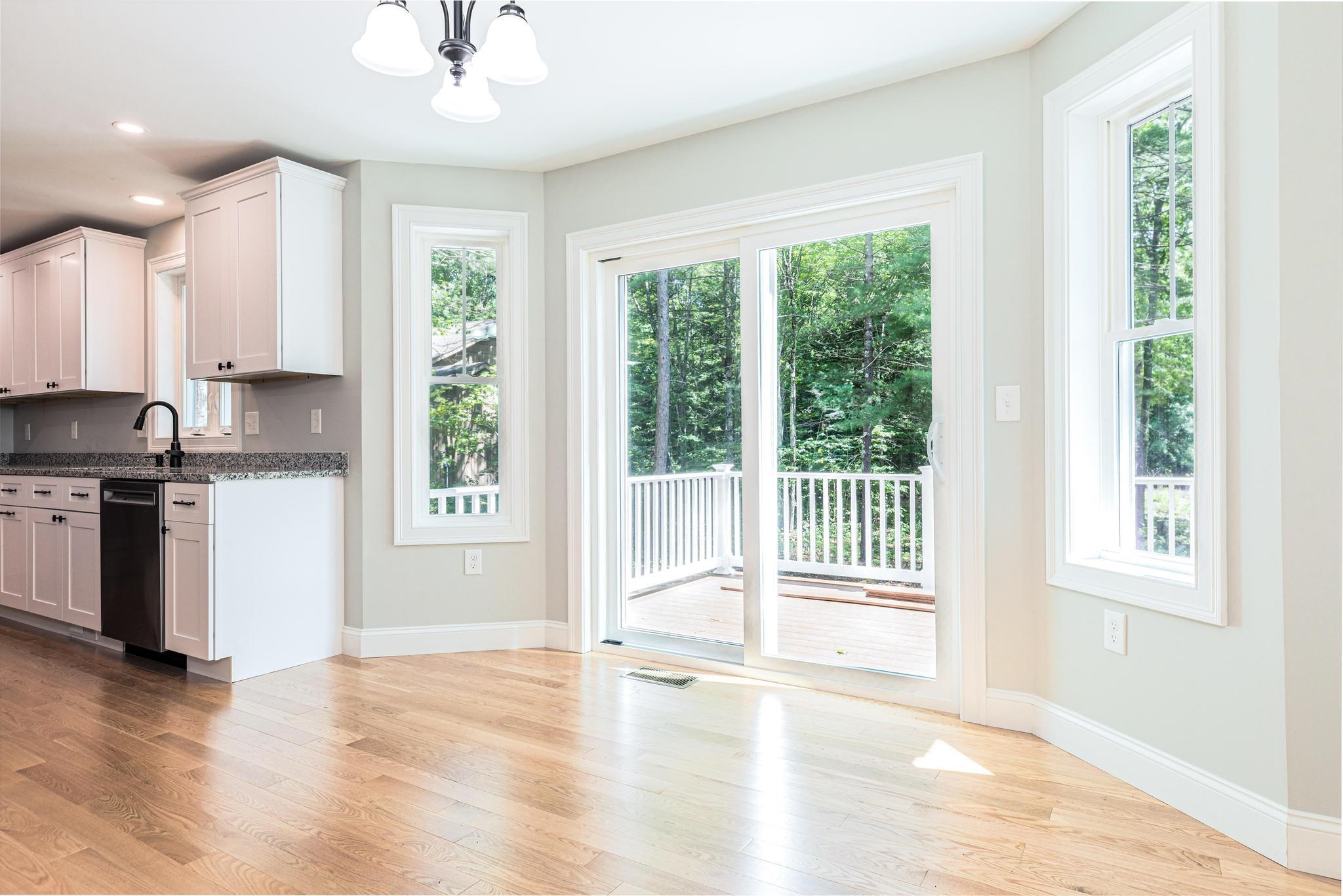 91 Eastern Avenue Rochester, NH 03867 - Photo 5 of 40