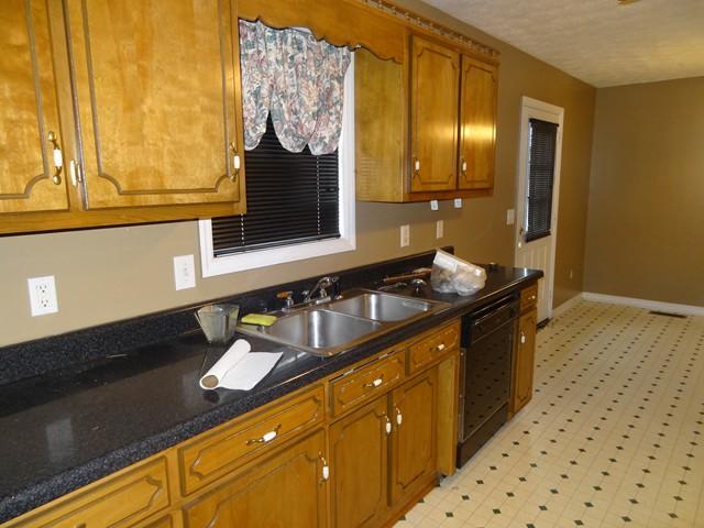 1141 Elam Road Manchester, TN 37355 - Photo 14 of 17
