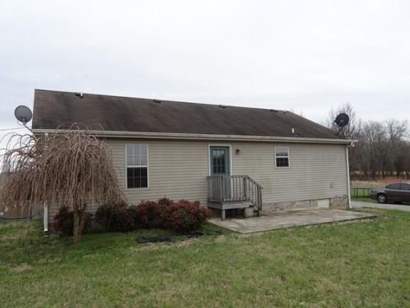 1141 Elam Road Manchester, TN 37355 - Photo 10 of 17
