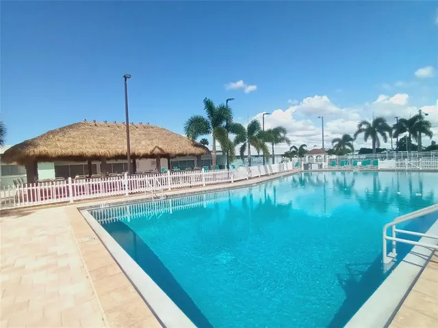 $149,000 | 4810 Tri Par Drive, Sarasota, FL 34234