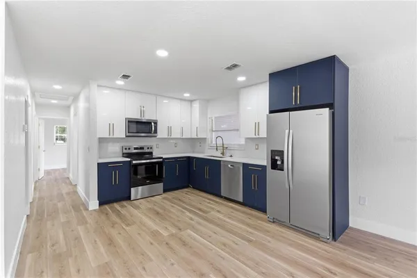 $399,900 | 11503 Colony Hill Drive, Seffner, FL 33584