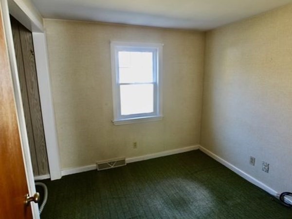 39 Benson Road Stoughton, MA 02072 - Photo 14 of 28 Gallery Image 14