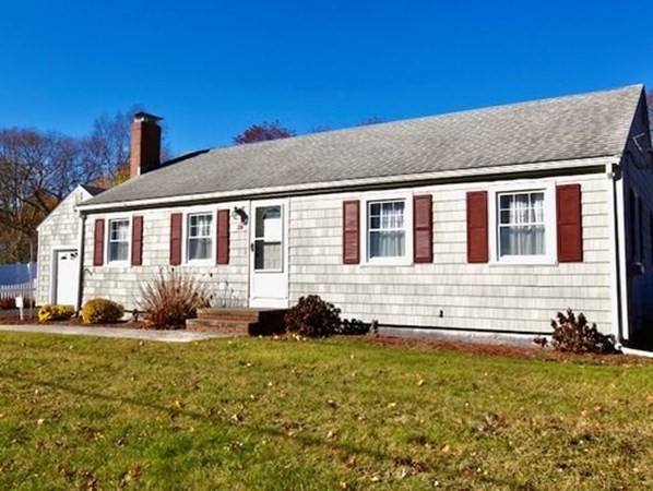 39 Benson Road Stoughton, MA 02072 - Photo 3 of 28 Gallery Image 3
