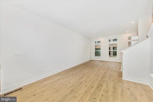 $5,500 | 5410 Goshawk Alley, Bethesda, MD 20816