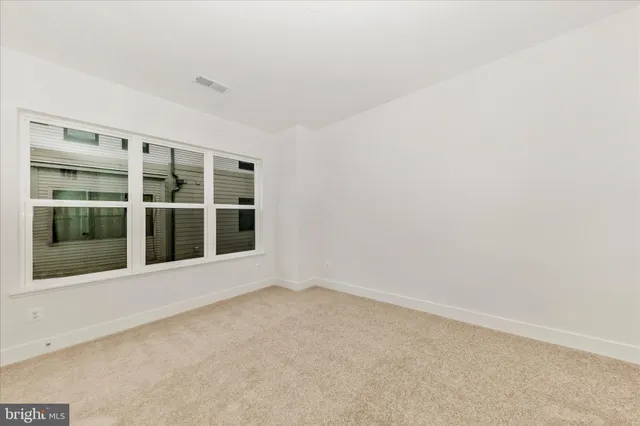 $5,500 | 5410 Goshawk Alley, Bethesda, MD 20816