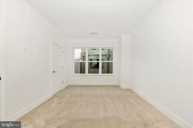 $5,500 | 5410 Goshawk Alley, Bethesda, MD 20816