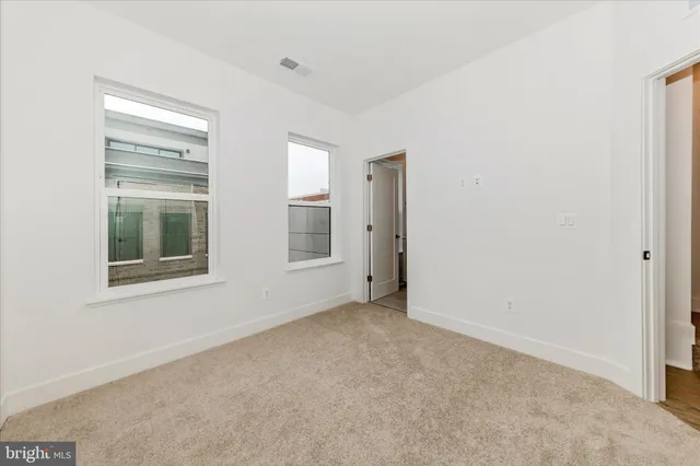 $5,500 | 5410 Goshawk Alley, Bethesda, MD 20816