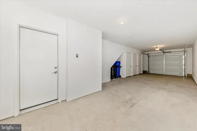 $5,500 | 5410 Goshawk Alley, Bethesda, MD 20816