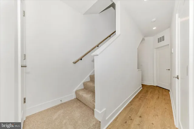 $5,500 | 5410 Goshawk Alley, Bethesda, MD 20816