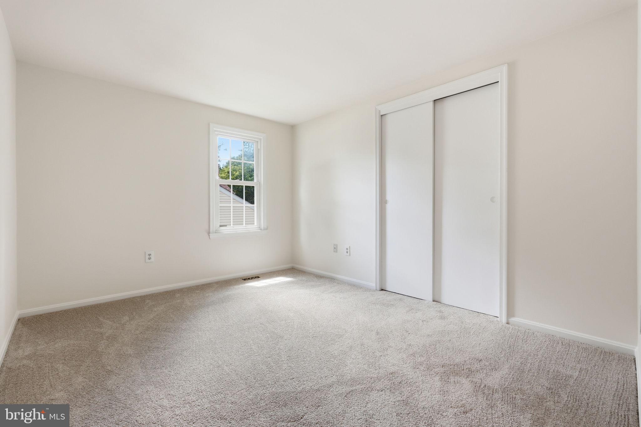 6017 Misty Arch Run Columbia, MD 21044 - Photo 17 of 39 Bright and airy blank canvas room.