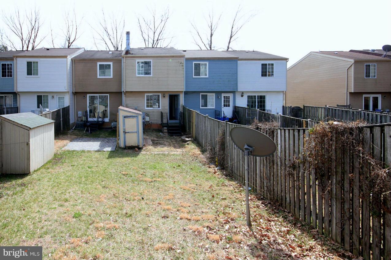 1450 Farmcrest Way Silver Spring, MD 20905 - Photo 5 of 18 Exterior (Rear)