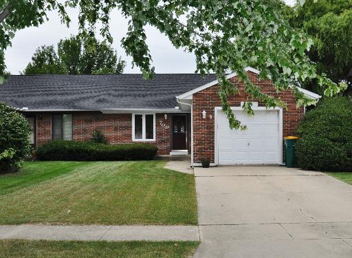 709 South Raven Road Shorewood, IL 60404 - Photo 1 of 13