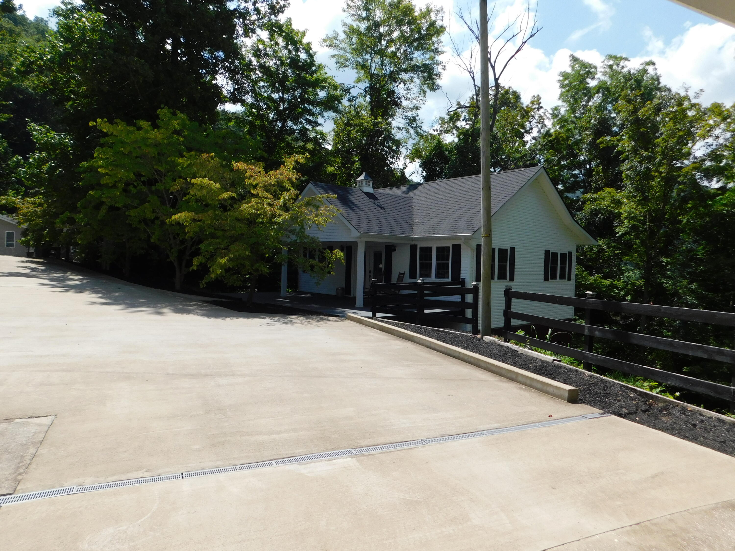 55 Timbercrest Estates Road Harlan, KY 40831 - Photo 191 of 198 DSCN5910