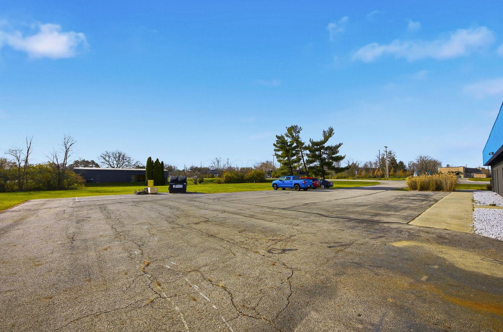 6150 Avery Road Dublin, OH 43016 - Photo 14 of 90 5-web-or-mls-Kim Christensen - 6150 Aver