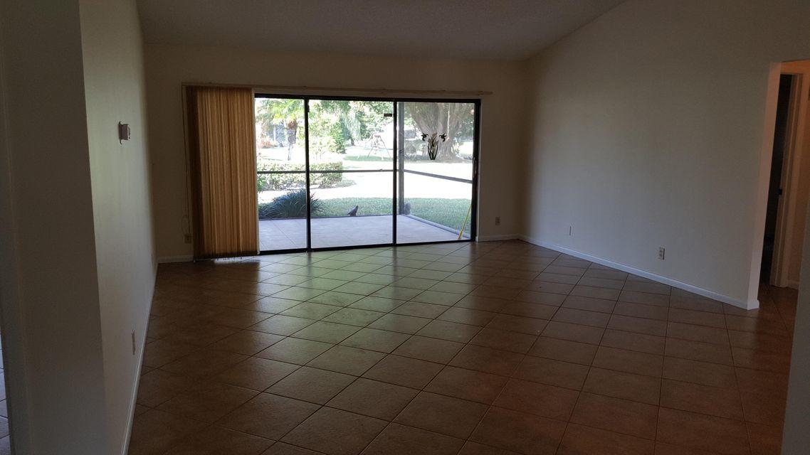 21331 Chinaberry Drive Boca Raton, FL 33428 - Photo 11 of 30 living-patio