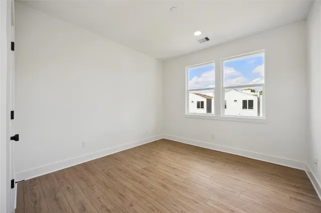 $2,600 | 835 D Rachel Street, Houston, TX 77091