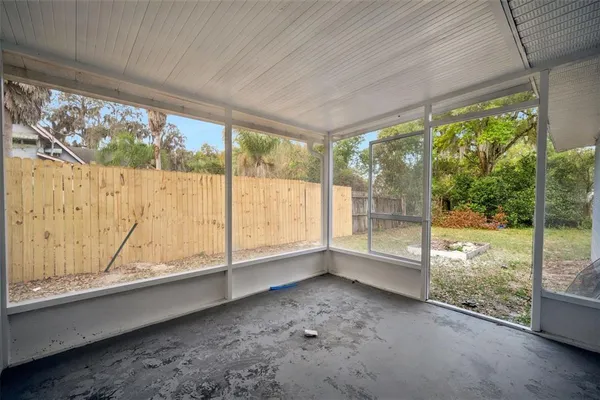 $1,400 | 1509 North Donnelly Street, Mount Dora, FL 32757