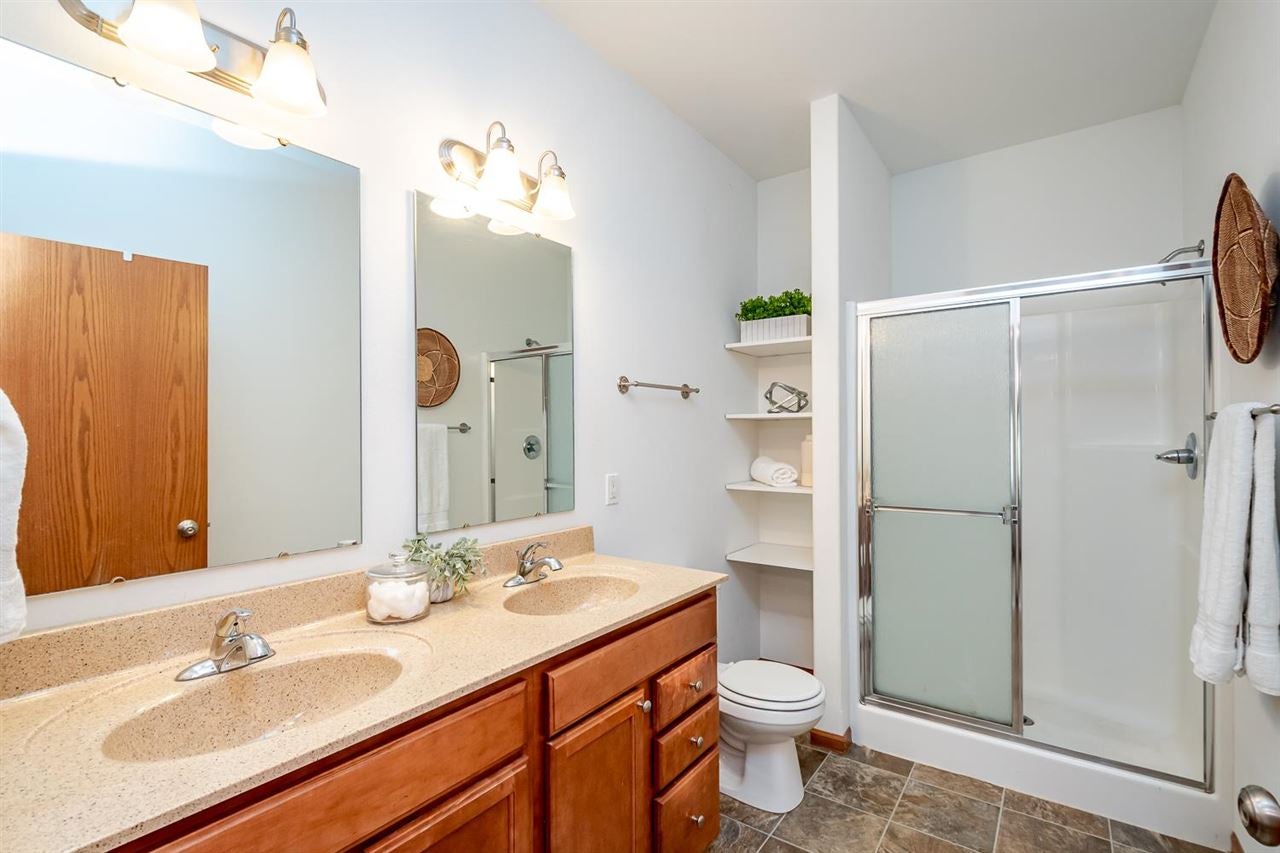 733 Arch Rock Road Iowa City, IA 52245 - Photo 5 of 27 Gallery Image 5
