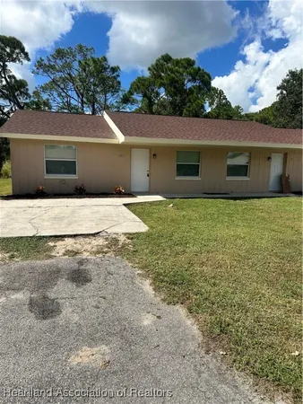 $1,275 | 3303 Astoria Avenue, Sebring, FL 33875