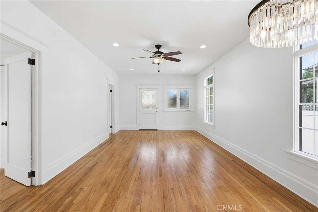 3756 Locust Street Riverside, CA 92501 - Photo 7 of 23