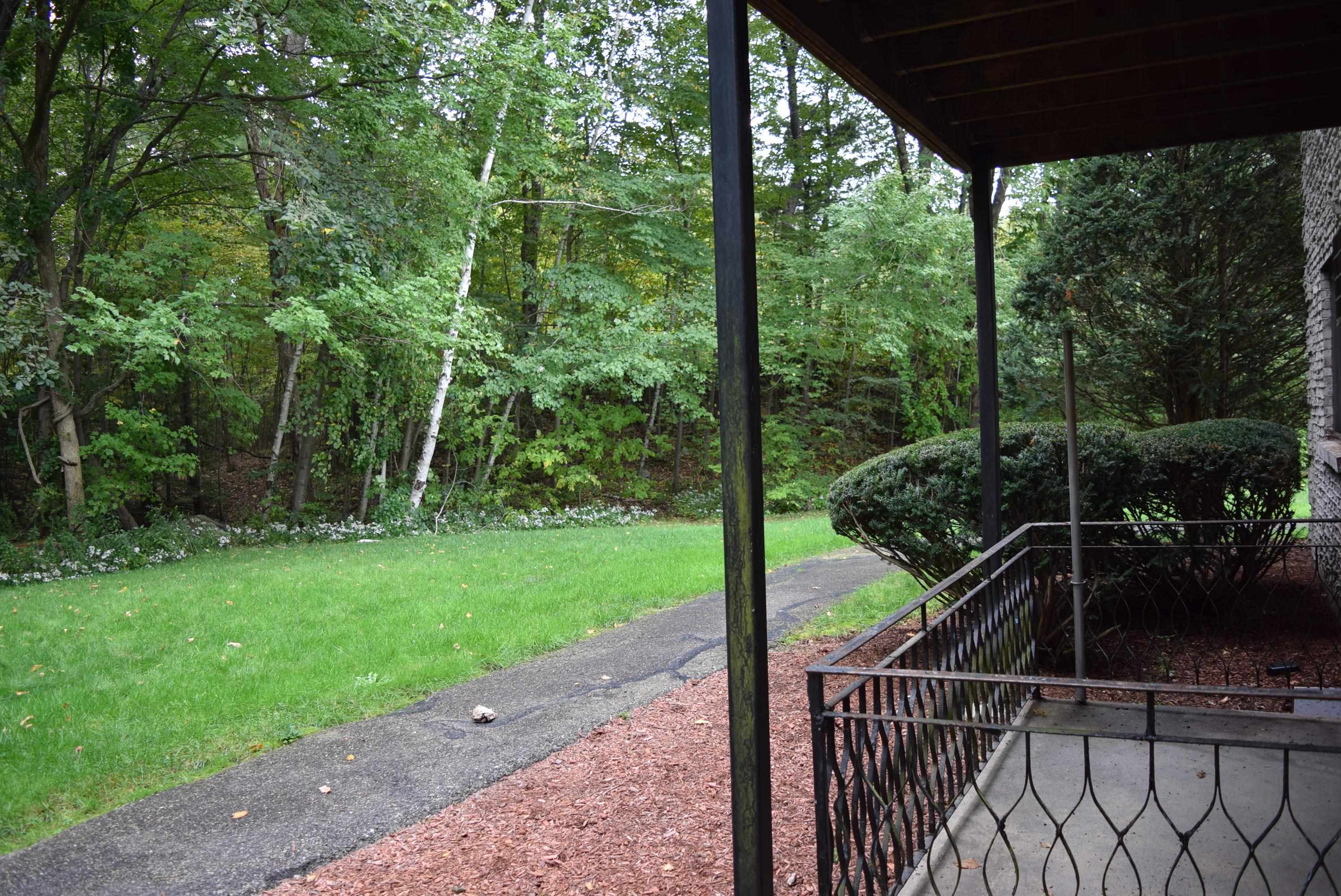 4 Strawberry Bank Road, Unit 12 Nashua, NH 03062 - Photo 10 of 14