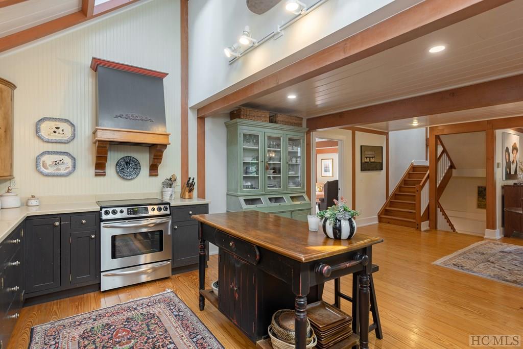 1695 Big Sheepcliff Road Cashiers, NC 28717 - Photo 33 of 74 Gallery Image 33
