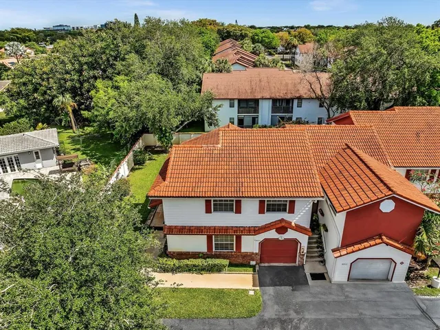 $325,000 | 8957 Northwest 23rd Street, Unit 8957, Coral Springs, FL 33065