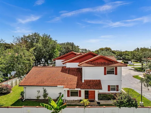 $325,000 | 8957 Northwest 23rd Street, Unit 8957, Coral Springs, FL 33065