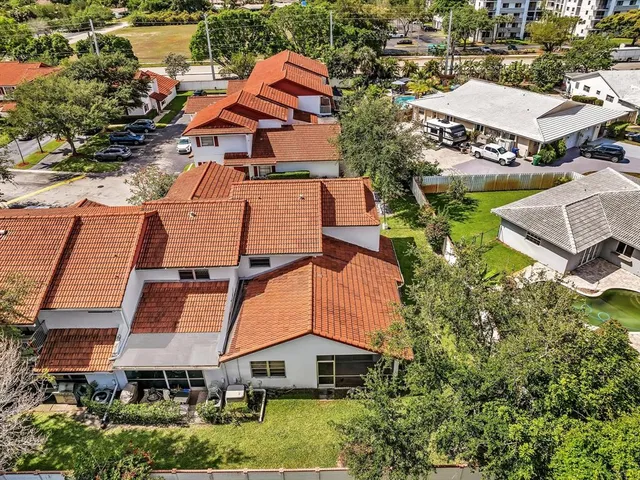 $325,000 | 8957 Northwest 23rd Street, Unit 8957, Coral Springs, FL 33065