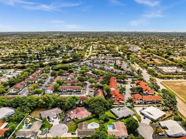 $325,000 | 8957 Northwest 23rd Street, Unit 8957, Coral Springs, FL 33065