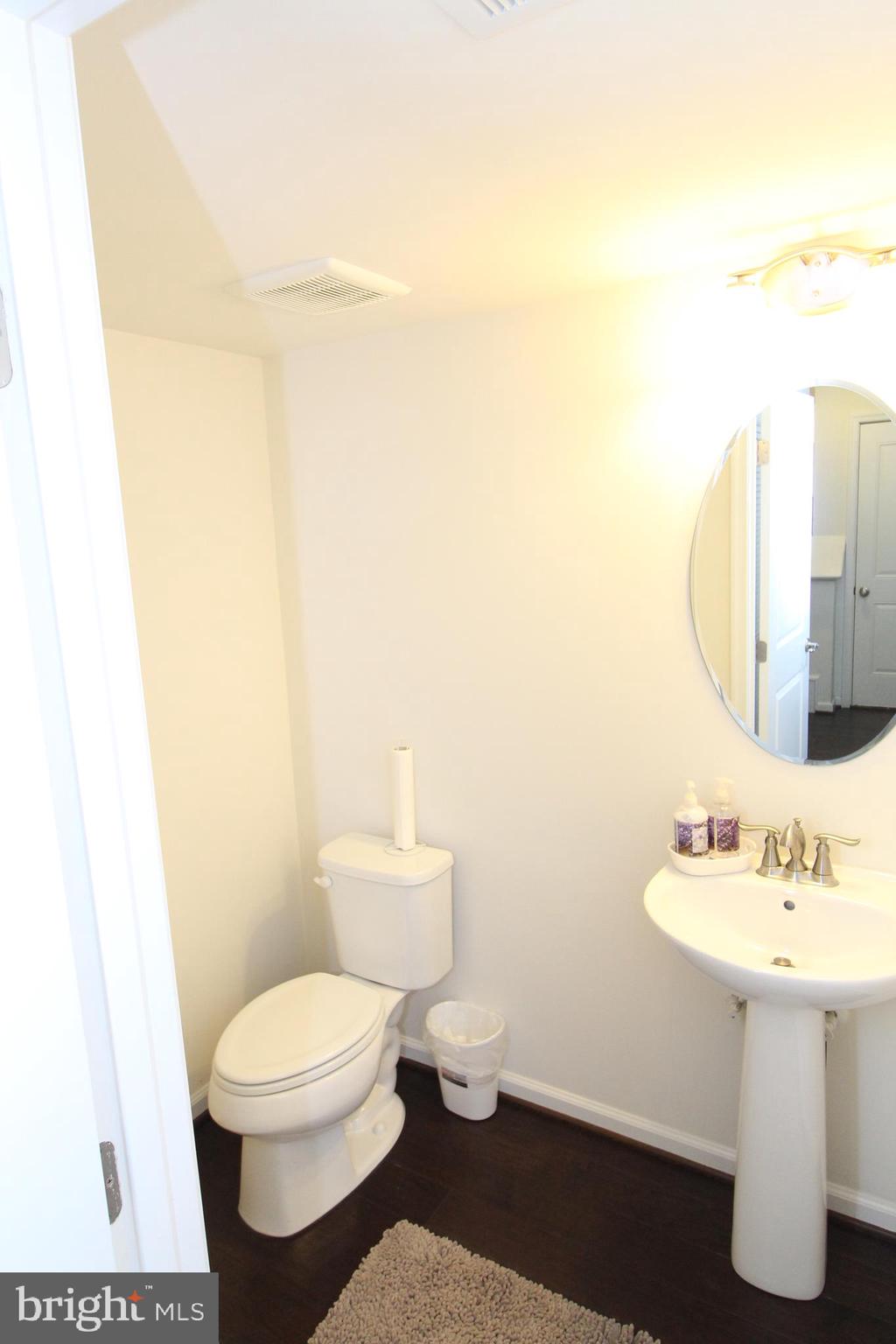 15806 Swanscombe Loop Upper Marlboro, MD 20774 - Photo 37 of 41