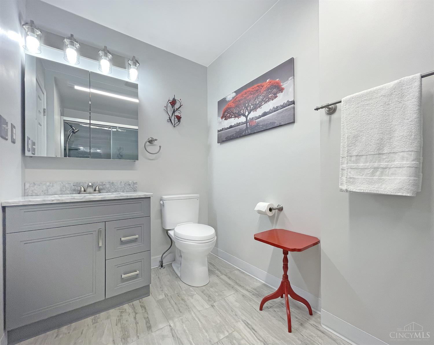 2221 Smith Road Hamilton, OH 45013 - Photo 12 of 35 Gallery Image 12