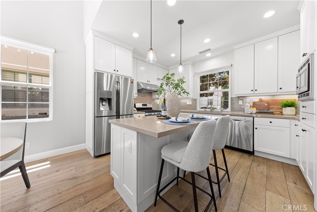 115 Painted Trellis Irvine, CA 92620 - Photo 11 of 48