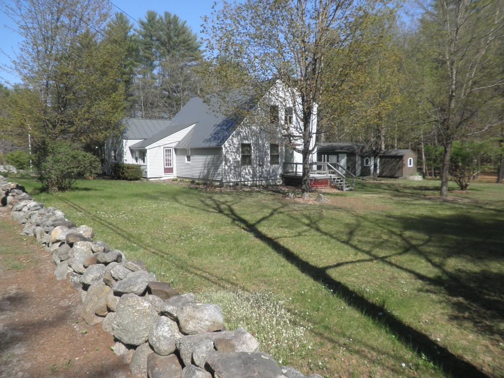 392 East Penacook Road Hopkinton, NH 03229 - Photo 1 of 23