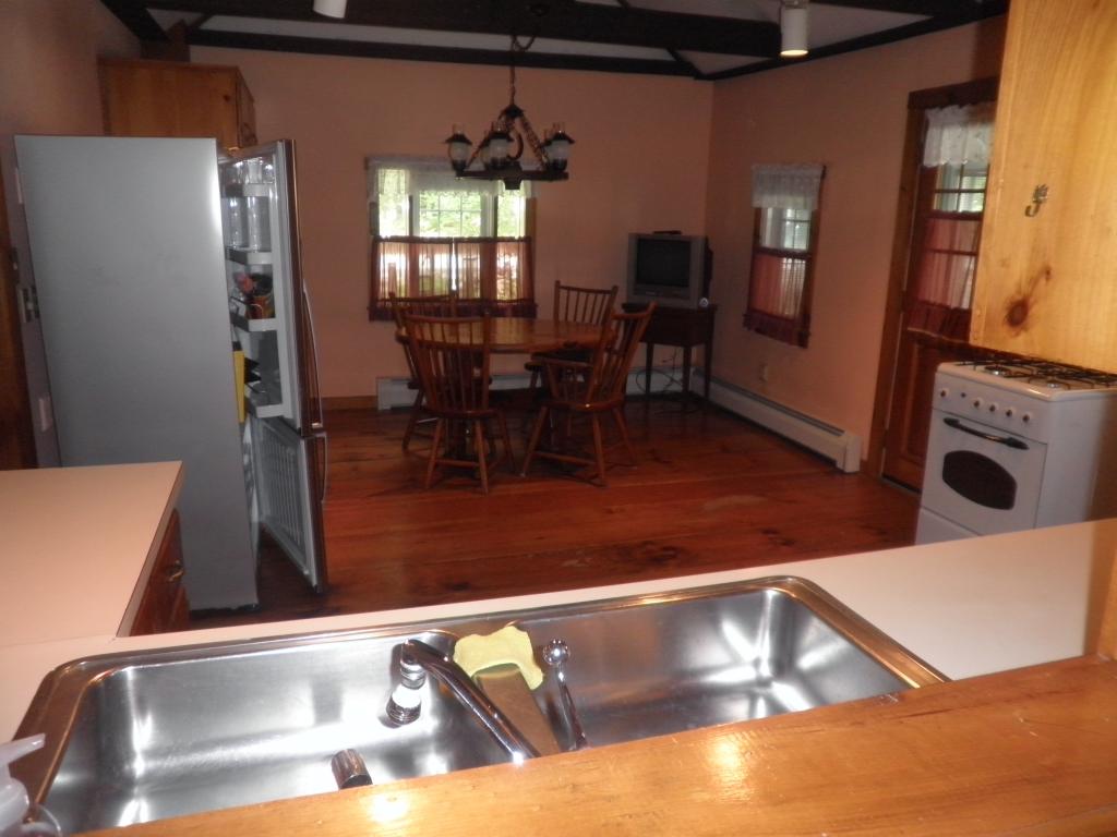 392 East Penacook Road Hopkinton, NH 03229 - Photo 13 of 23