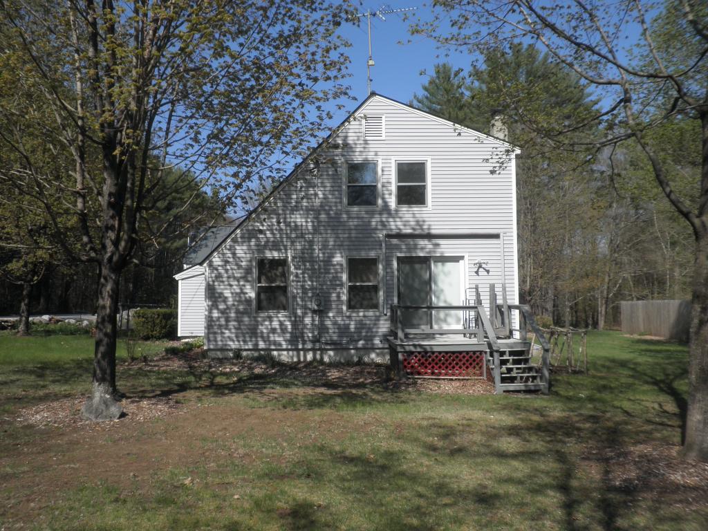 392 East Penacook Road Hopkinton, NH 03229 - Photo 4 of 23