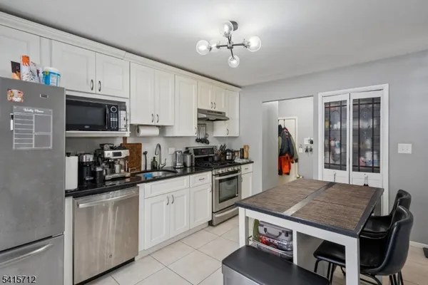 $549,000 | 59 Sycamore Court, Bernards, NJ 07920