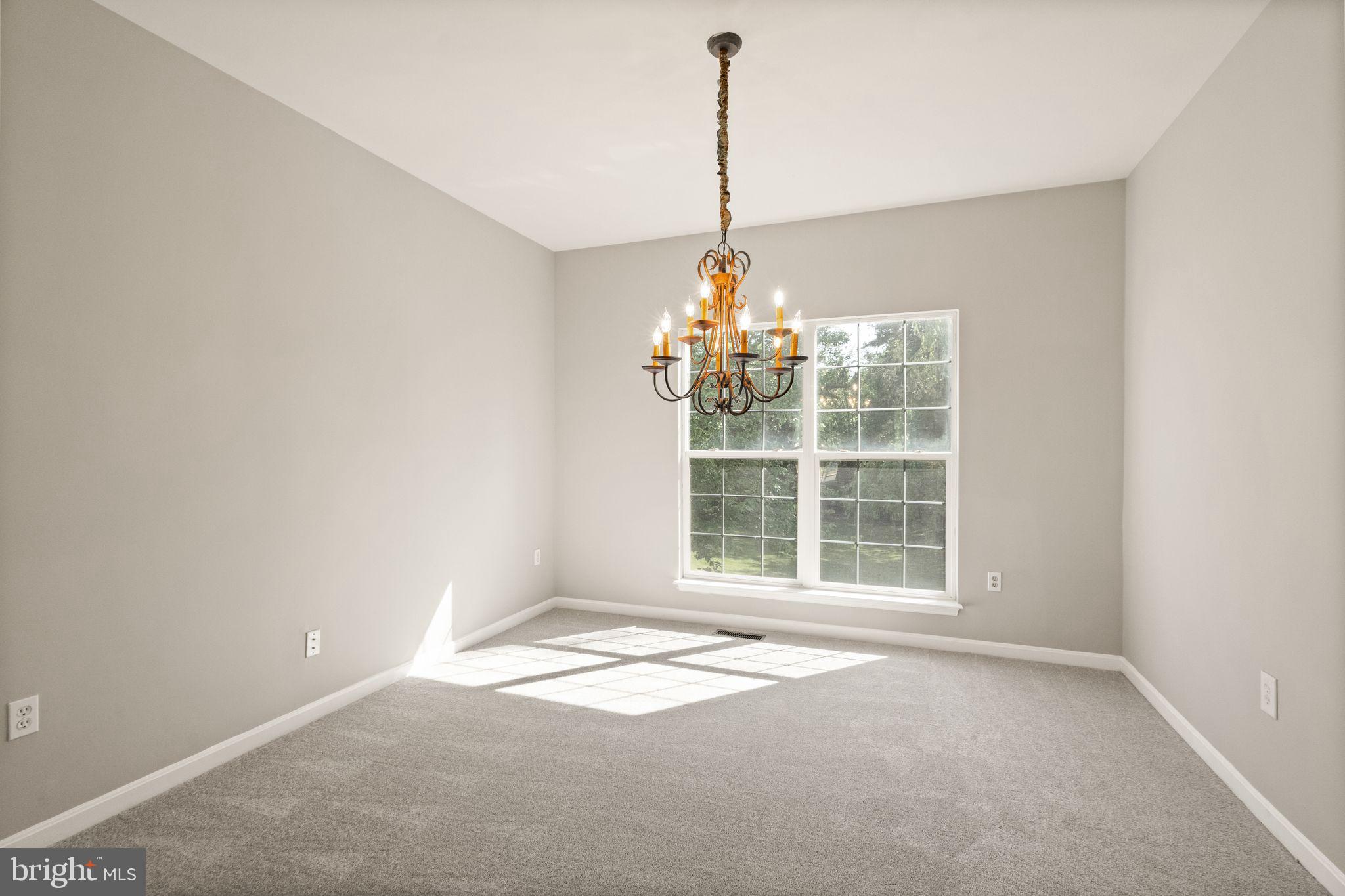 8552 Rothbury Drive Bristow, VA 20136 - Photo 13 of 58