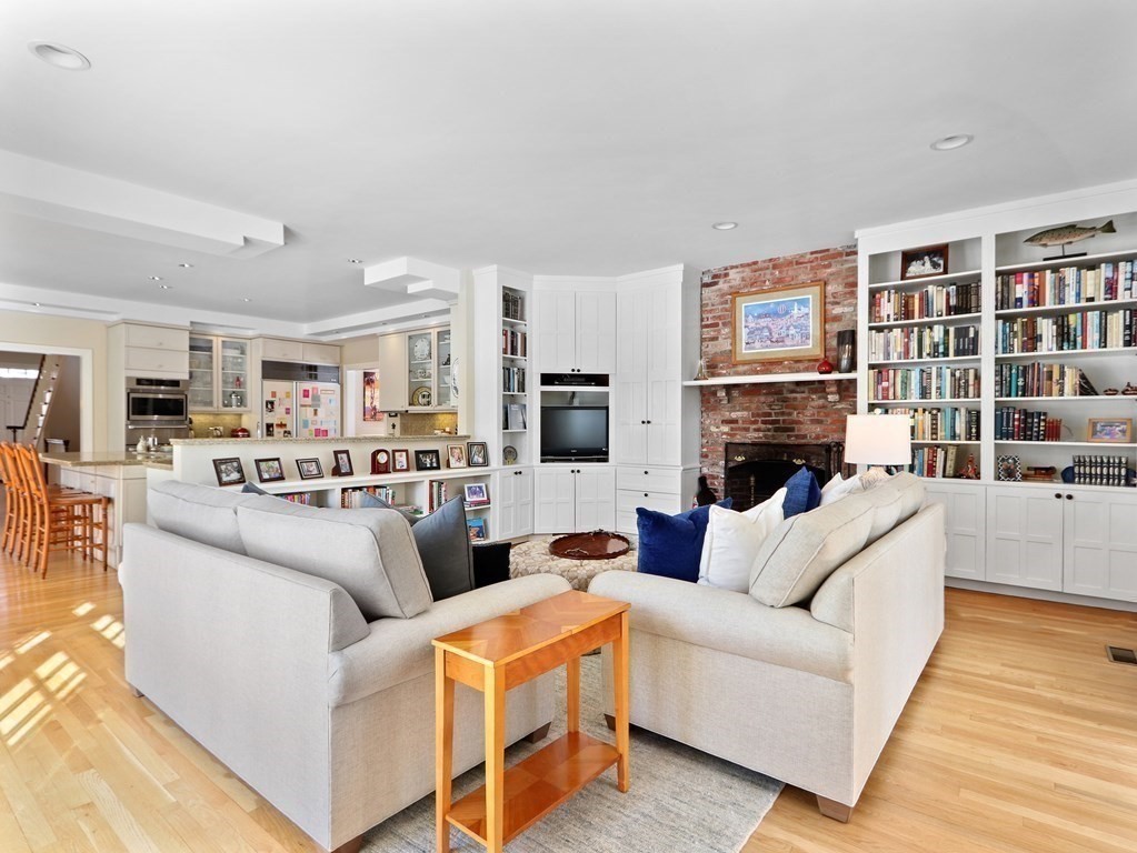 19 Maple Street Sherborn, MA 01770 - Photo 13 of 34