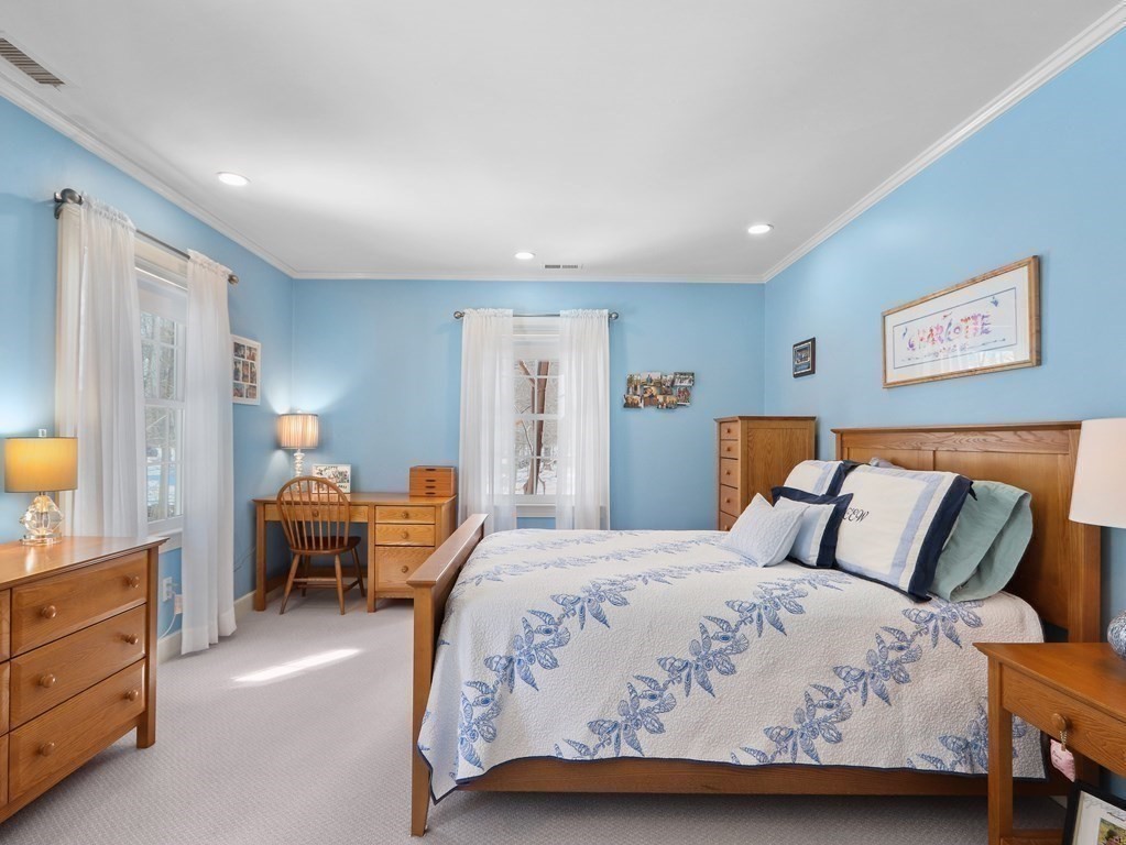 19 Maple Street Sherborn, MA 01770 - Photo 22 of 34