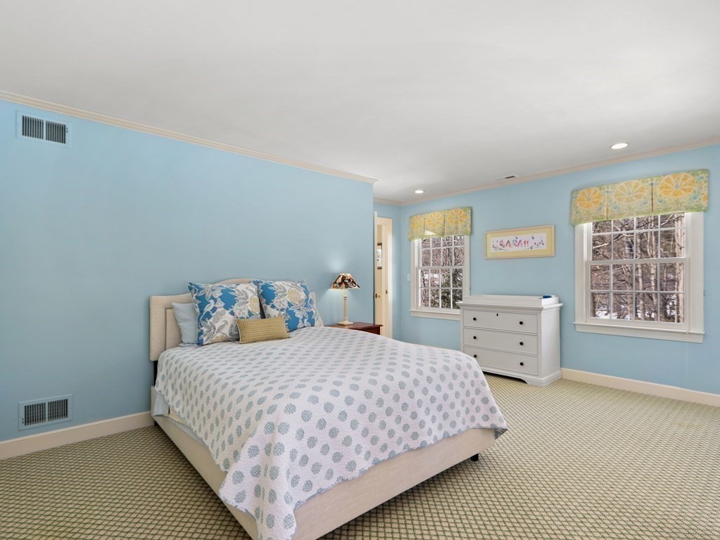 19 Maple Street Sherborn, MA 01770 - Photo 24 of 34