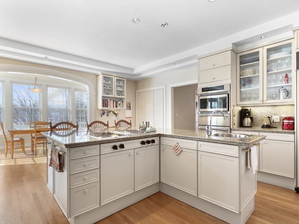 19 Maple Street Sherborn, MA 01770 - Photo 9 of 34