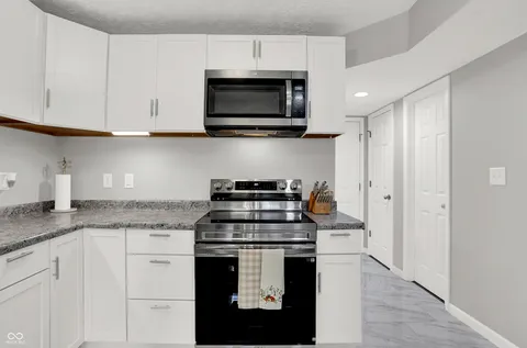 $259,999 | 6495 Titania Drive, Indianapolis, IN 46236