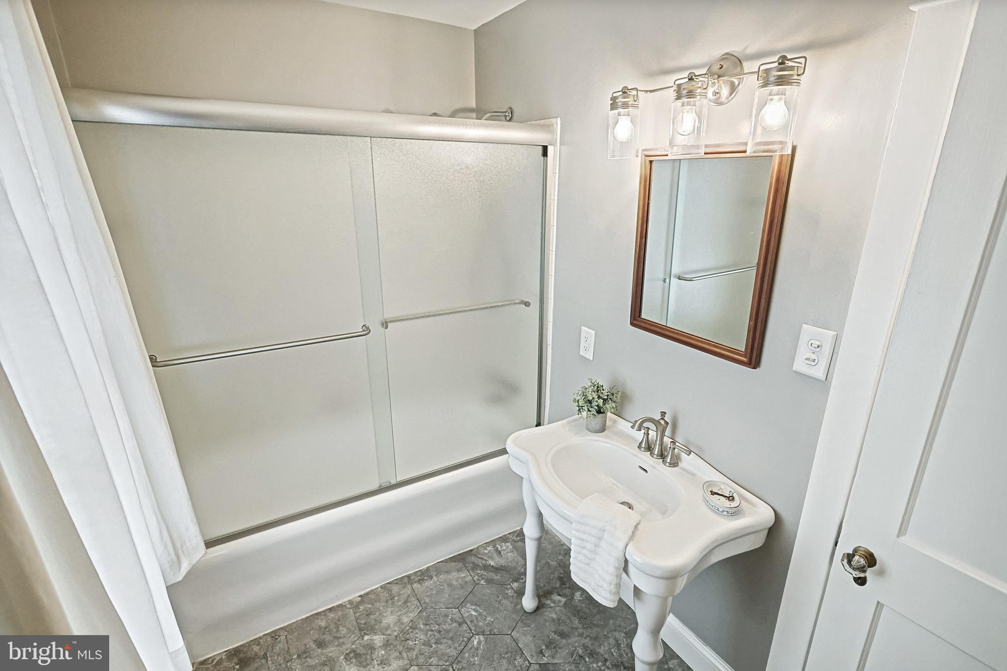 3 Meade Avenue Hanover, PA 17331 - Photo 21 of 34 Gallery Image 21