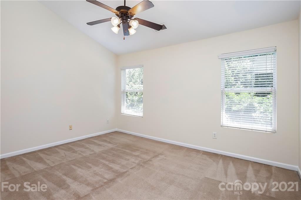 6824 Sunman Road Charlotte, NC 28216 - Photo 12 of 16 Gallery Image 12